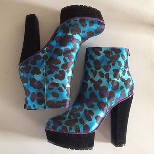 Just Fab Leopard Print Blue Purple